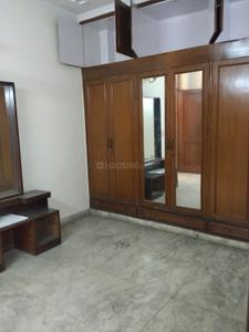 Bedroom Image of 1000 Sq.ft 2 BHK Independent House for rent in Kalkaji New Delhi for Rs. 37000