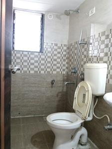 Ace Courtyard Common Bathroom 3
