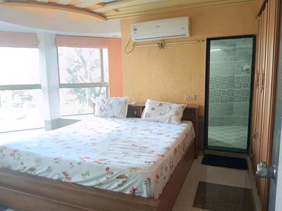 Bedroom Image of 3300 Sq.ft 3 BHK Apartment / Flat for sale in Vasna Ahmedabad for Rs. 14000000