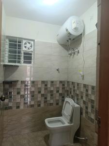 Common Bathroom Image of 1200 Sq.ft 2 BHK Apartment / Flat for rent in R.K. Hegde Nagar Bengaluru for Rs. 30000