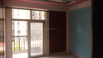 Bedroom Image of 1450 Sq.ft 3.5 BHK Apartment / Flat for rent in Amrapali Zodiac, Sector 120 Noida for Rs. 28000