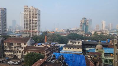 Living Room Image of 615 Sq.ft 1 BHK Apartment / Flat for rent in Lakadawala Garden, Byculla Mumbai for Rs. 40000