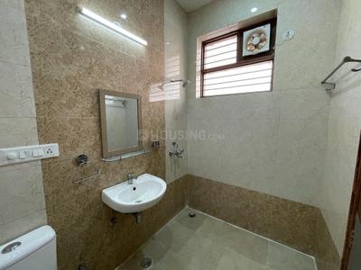 Bathroom Image of 1050 Sq.ft 1 BHK Independent House for rent in HUDA Plot Sector 42, Sector 42 Gurgaon for Rs. 32000