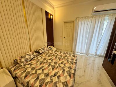Bedroom Image of 610 Sq.ft 1 RK Apartment / Flat for rent in Purvanchal Royal City Phase 2, Chi V Greater Noida for Rs. 27000