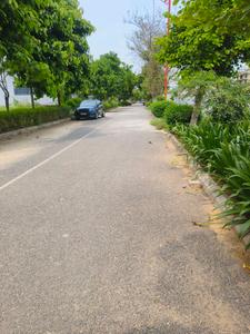 Image of 1000 Sq.ft Residential Plot / Land for sale in Bestech Park View Residency, Palam Vihar, Gurgaon for Rs. 90000000
