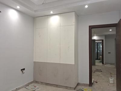 Bedroom Image of 1350 Sq.ft 3 BHK Builder Floor for sale in Paschim Vihar New Delhi for Rs. 27000000