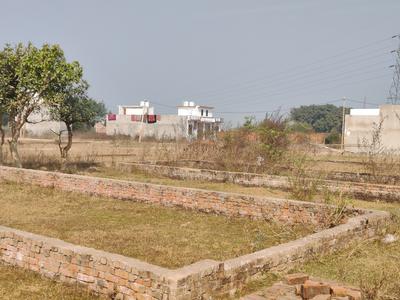 Image of 1000 Sq.ft Residential Plot / Land for sale in Jankipuram Extension, Lucknow for Rs. 1550000