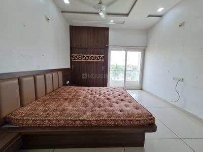 Bedroom Image of 2500 Sq.ft 4 BHK Apartment / Flat for sale in Akota Vadodara for Rs. 13100000