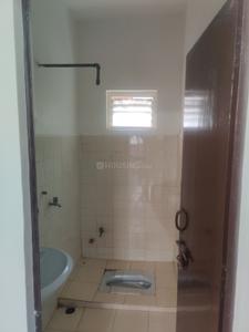 Bathroom Image of 1400 Sq.ft 3 BHK Duplex for rent in Katara Hills Bhopal for Rs. 20000