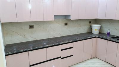 Kitchen Image of 700 Sq.ft 2 BHK Builder Floor for sale in Laxmi Nagar New Delhi for Rs. 5500000