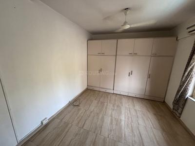 Bedroom Image of 1500 Sq.ft 3 BHK Apartment / Flat for sale in Bandra West Mumbai for Rs. 68000000