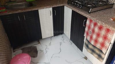 Kitchen Image of 600 Sq.ft 1 BHK Apartment / Flat for sale in Arun Vihar, Sector 37 Noida for Rs. 2850000