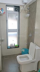 Bathroom Image of 500 Sq.ft 1 BHK Apartment / Flat for sale in Malad West Mumbai for Rs. 11800000