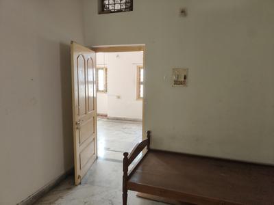 Bedroom Image of 1000 Sq.ft 2 BHK Builder Floor for rent in Begumpet Hyderabad for Rs. 22000