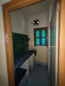 Kitchen Image of 500 Sq.ft 2 BHK Independent House for rent in Keshtopur Kolkata for Rs. 12000