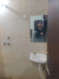 Bathroom Image of 800 Sq.ft 1 RK Builder Floor for rent in Palam Vihar Gurgaon for Rs. 15000