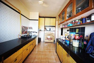 Kitchen Image of 1656 Sq.ft 3 BHK Apartment / Flat for sale in Satellite Ahmedabad for Rs. 11000000