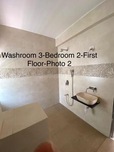 Bathroom Image of 2200 Sq.ft 4 BHK Independent House for rent in Motera Ahmedabad for Rs. 35000