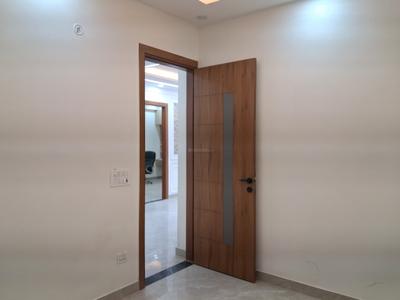 Bedroom Image of 1700 Sq.ft 4 BHK Apartment / Flat for sale in Sector 104 Noida for Rs. 9200000