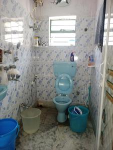 Bathroom Image of 856 Sq.ft 2 BHK Apartment / Flat for sale in Jadavpur Kolkata for Rs. 5000000