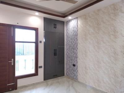 Bedroom Image of 1620 Sq.ft 3 BHK Builder Floor for sale in BPTP District 3, Sector 85 Faridabad for Rs. 17500000