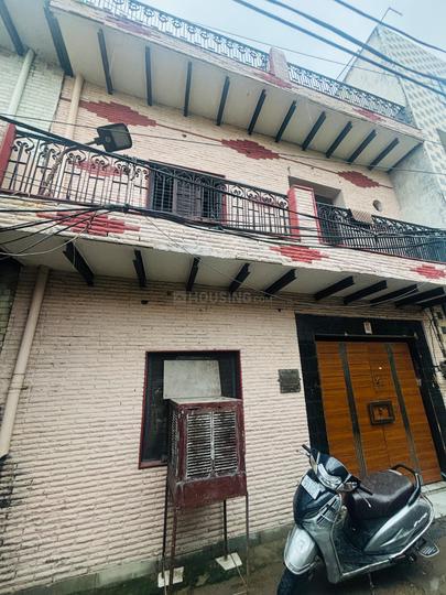 Building  Main Image 1