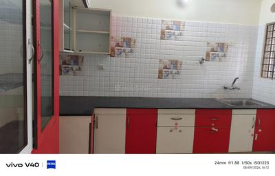 Kitchen Image of 1350 Sq.ft 2 BHK Apartment / Flat for rent in Sholinganallur Chennai for Rs. 31000