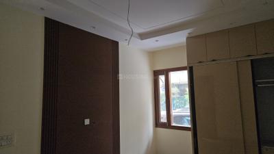 Image of 1300 Sq.ft 3 BHK Apartment / Flat for sale in Paschim Vihar, New Delhi for Rs. 20500000
