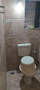 Skyline Pearl Bathroom 2