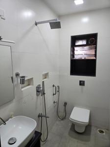 Image of 900 Sq.ft 2 BHK Apartment / Flat for rent in Neelambar Apartments, Pali Hill, Mumbai for Rs. 120000