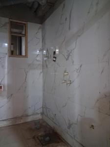 Common Bathroom Image of 1005 Sq.ft 2 BHK Apartment / Flat for sale in Sector 104 Noida for Rs. 4875000