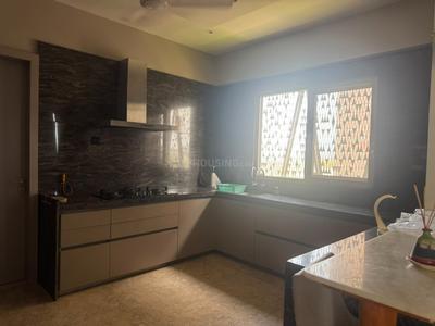 Kitchen Image of 6200 Sq.ft 4 BHK Apartment / Flat for rent in Iscon Ambli Road Ahmedabad for Rs. 350000
