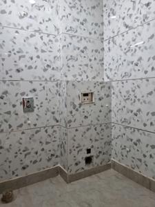 Common Bathroom Image of 810 Sq.ft 3 BHK Apartment / Flat for sale in The Shiva Luxury Homes, Dwarka Mor New Delhi for Rs. 6200000