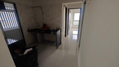 Kitchen Image of 580 Sq.ft 2 BHK Apartment / Flat for rent in Shreeji Plaza, Malad West Mumbai for Rs. 45000