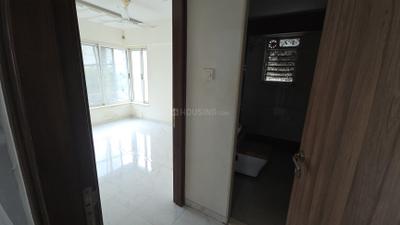 Bedroom Image of 1000 Sq.ft 2 BHK Apartment / Flat for sale in Ghatkopar East Mumbai for Rs. 19500000