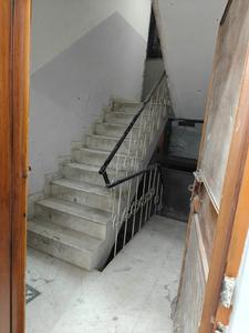 Image of 950 Sq.ft 2 BHK Builder Floor for rent in Arjun Nagar, New Delhi for Rs. 35000