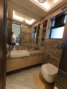 Bathroom Image of 1900 Sq.ft 4 BHK Apartment / Flat for sale in Ekta Estrella, Bandra West Mumbai for Rs. 155000000