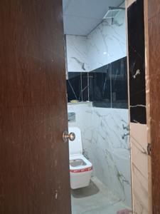 Common Bathroom Image of 1500 Sq.ft 3 BHK Apartment / Flat for sale in Swastik AVS Infra Homes, Sector 102 Noida for Rs. 5400000