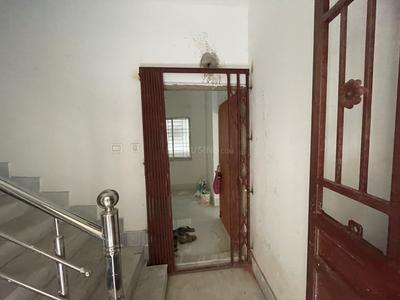 Staircase Image of 700 Sq.ft 2 BHK Apartment / Flat for sale in Sinthi Kolkata for Rs. 2800000