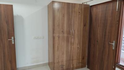Bedroom Image of 1800 Sq.ft 2 BHK Builder Floor for rent in Sector 46 Gurgaon for Rs. 40000