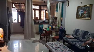 Living Room Image of 950 Sq.ft 2 BHK Independent House for rent in Sector 104 Noida for Rs. 22000