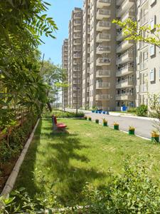 Image of 700 Sq.ft 3 BHK Apartment / Flat for sale in Pyramid Altia, Sector 70, Gurgaon for Rs. 8000000