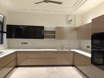 Kitchen Image of 2700 Sq.ft 4 BHK Builder Floor for sale in Saket New Delhi for Rs. 83500000