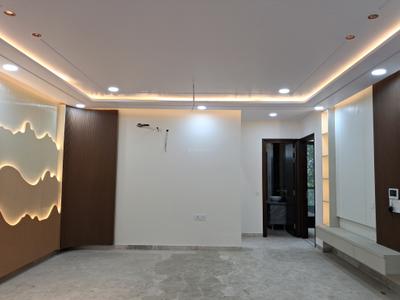 Living Room Image of 2250 Sq.ft 4 BHK Builder Floor for sale in Paschim Vihar New Delhi for Rs. 42000000