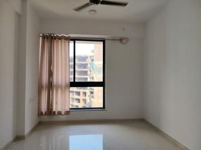 Living Room Image of 649 Sq.ft 2 BHK Apartment / Flat for sale in Sunteck City Avenue 2, Goregaon West Mumbai for Rs. 18500000