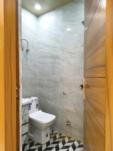 Common Bathroom Image of 1150 Sq.ft 2 BHK Builder Floor for sale in Indirapuram Ghaziabad for Rs. 7000000