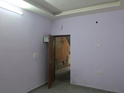 Living Room Image of 600 Sq.ft 2 BHK Builder Floor for rent in Paschim Vihar New Delhi for Rs. 20000