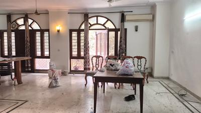 Living Room Image of 1500 Sq.ft 2 BHK Builder Floor for rent in Shivalik New Delhi for Rs. 60000