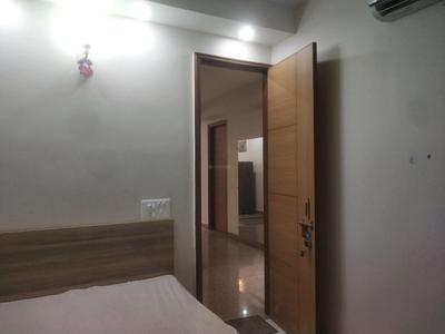Bedroom Image of 1450 Sq.ft 1 RK Builder Floor for rent in Sukhdev Vihar New Delhi for Rs. 18000