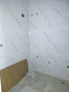 Common Bathroom Two Image of 1350 Sq.ft 3 BHK Apartment / Flat for sale in Shalimar Garden Ghaziabad for Rs. 8000000